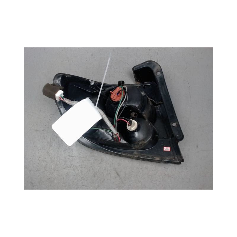 FEU ARRIERE DROIT HYUNDAI GETZ 02-05