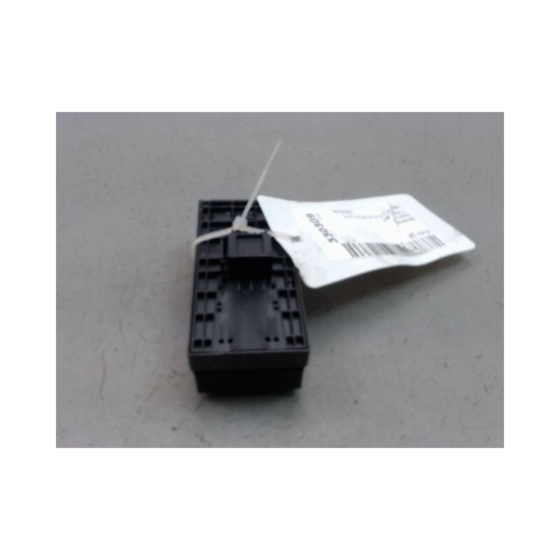 COMMANDE LEVE-GLACE PORTE AVG AUDI Q5