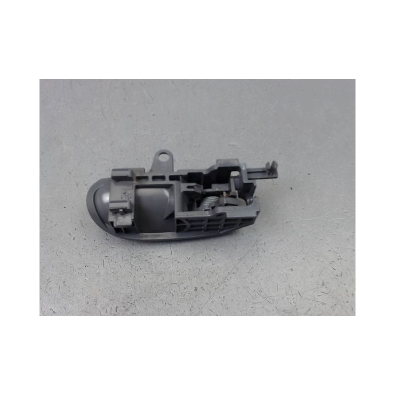 POIGNEE INTERIEURE PORTE AVANT GAUCHE TOYOTA AYGO I Phase 1 2005-2009