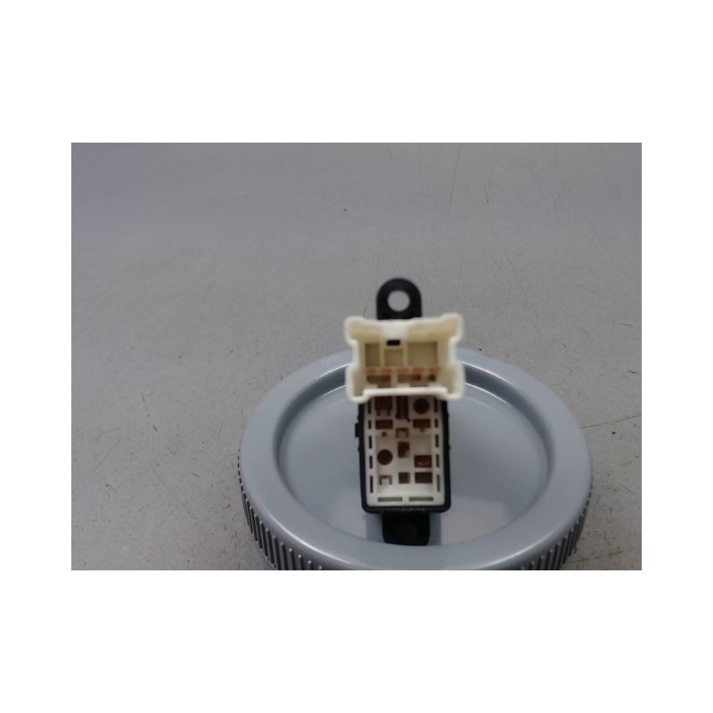 COMMANDE LEVE-GLACE PORTE AVD NISSAN MICRA 2009-