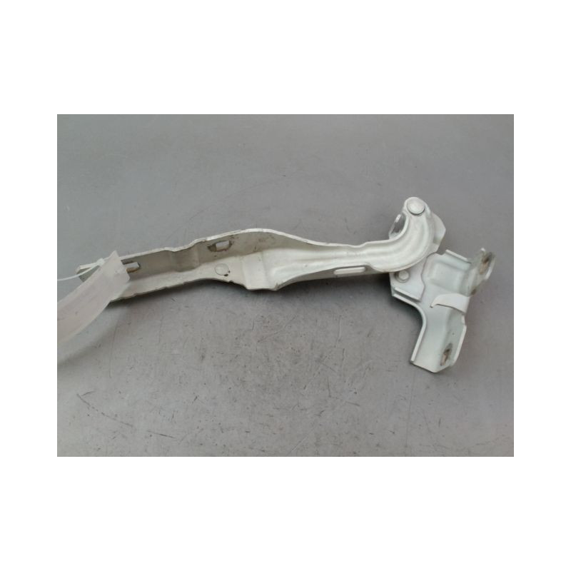 COMPAS DROIT CAPOT ALFA ROMEO GUILIETTA 2010-