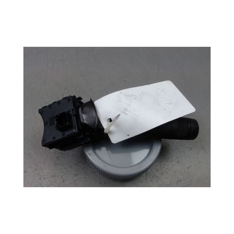 COMMANDE ESSUIE GLACE OPEL CORSA 2010-