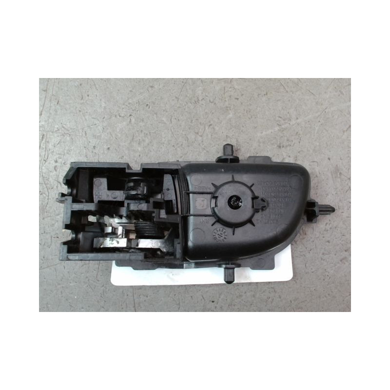 POIGNEE INTERIEURE PORTE AVANT DROIT TOYOTA YARIS 2005-