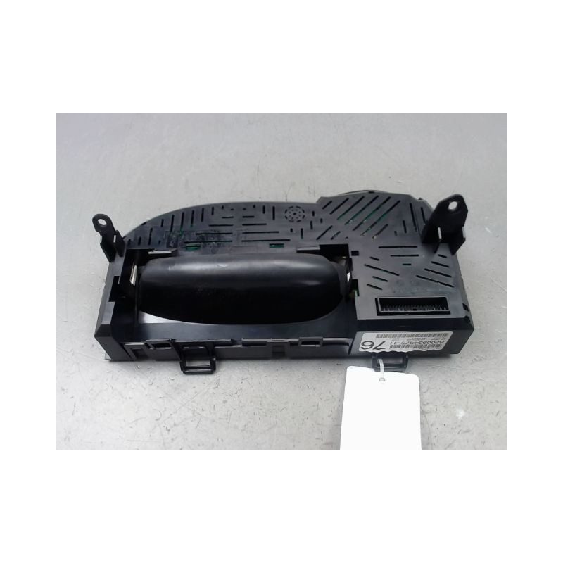 BLOC COMPTEURS RENAULT TWINGO II Phase 1 2007-2011