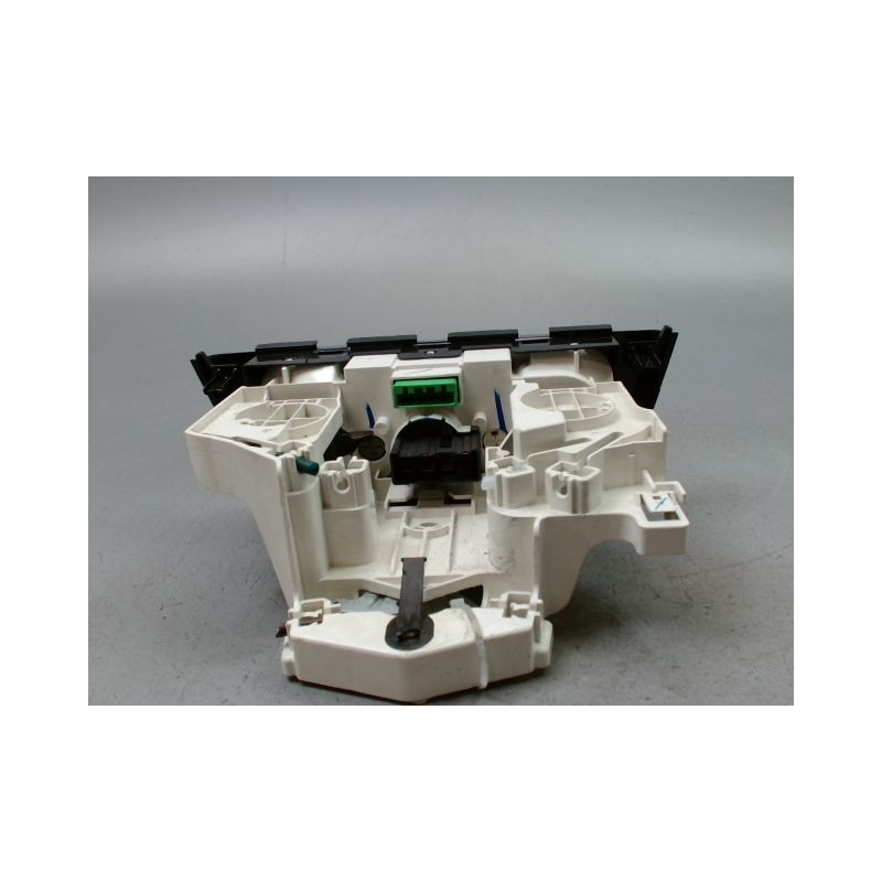 COMMANDE DE CHAUFFAGE MITSUBISHI SPACESTAR