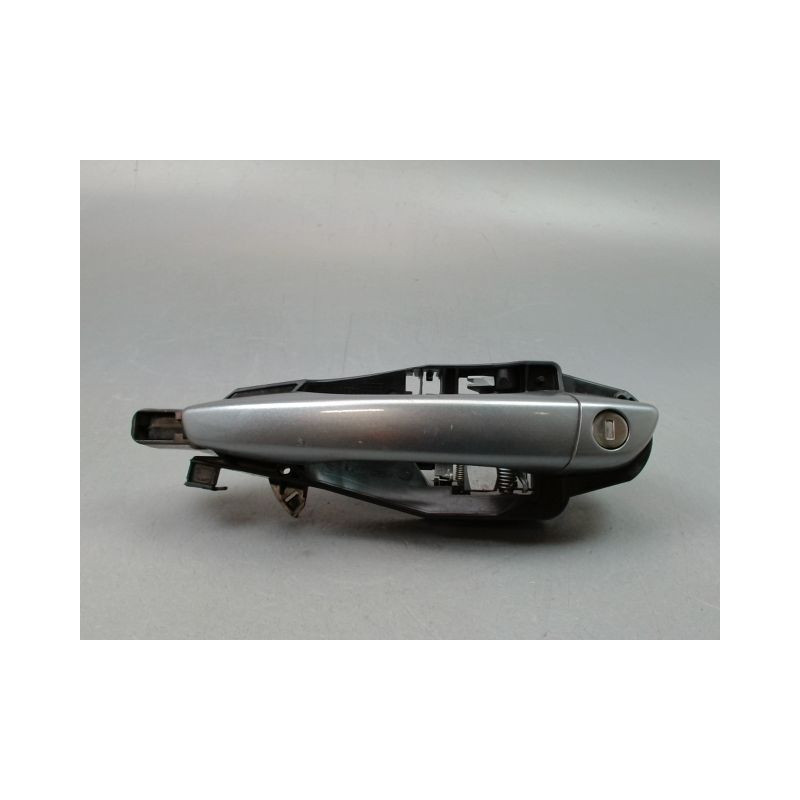 POIGNEE EXTERIEURE PORTE AVANT GAUCHE PEUGEOT 308 SW 2008-