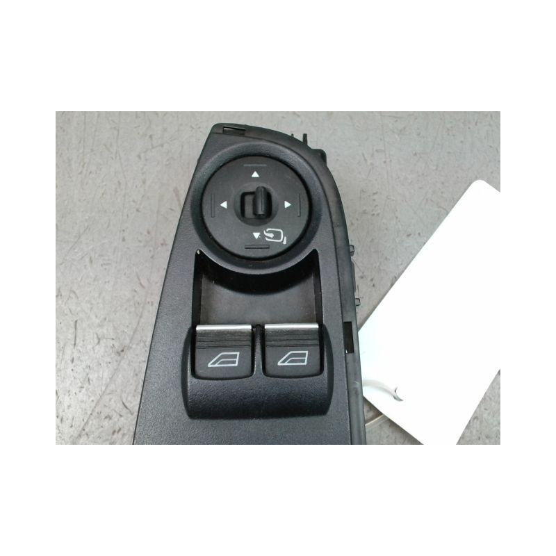 COMMANDE LEVE-GLACE PORTE AVG FORD FIESTA 2005-
