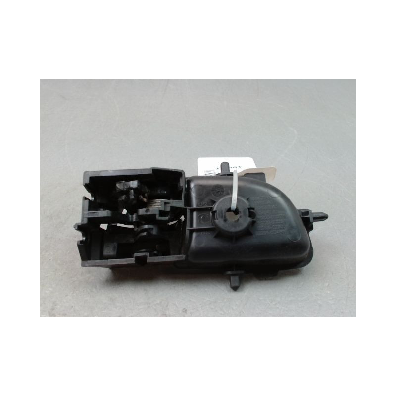 POIGNEE INTERIEURE PORTE AVANT GAUCHE PEUGEOT 108
