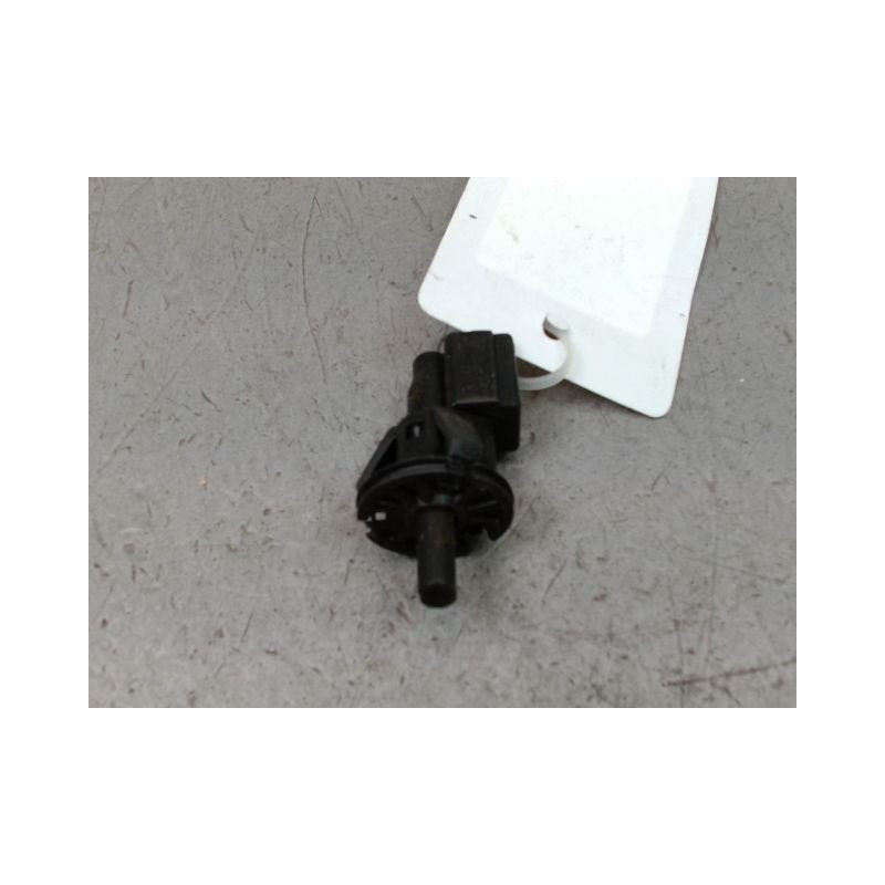 CONTACTEUR PORTE AVANT GAUCHE DACIA DUSTER 2010-