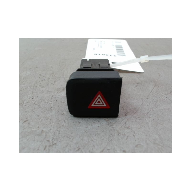 BOUTON DE WARNING TOYOTA PRO.CITY