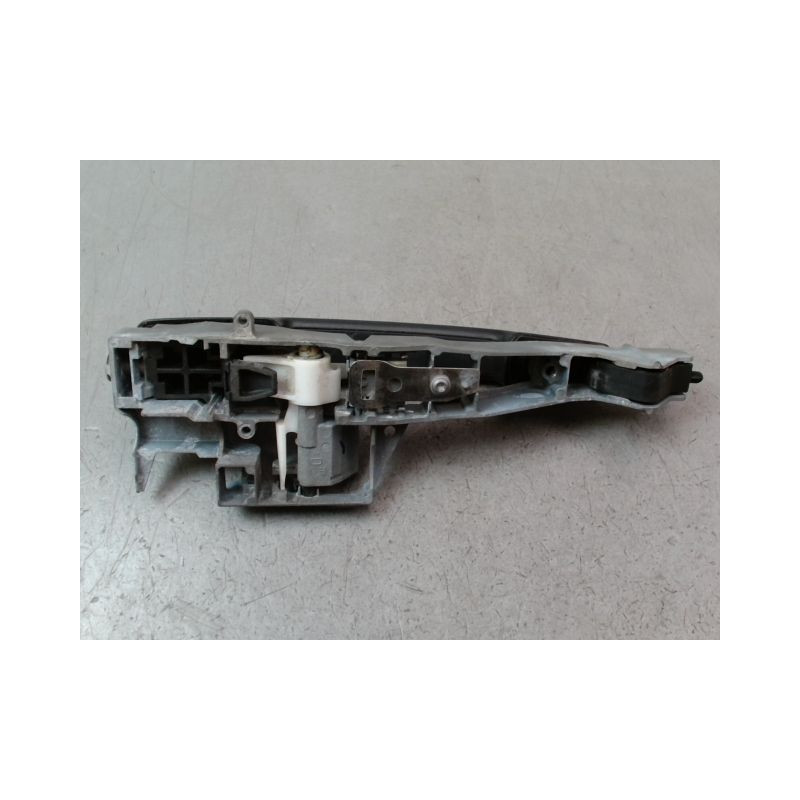 POIGNEE EXTERIEURE PORTE AVANT DROIT PEUGEOT 3008 BREAK I Phase 1 2009-2013