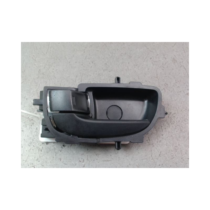 POIGNEE INTERIEURE PORTE AVANT GAUCHE PEUGEOT 108