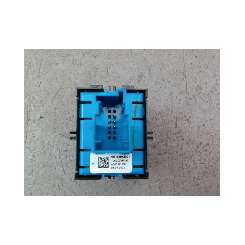 INTERIEUR COMMANDE FREIN A MAIN PEUGEOT 208 2012-...