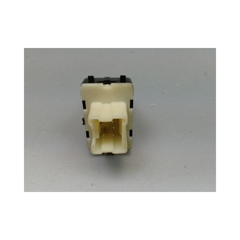 COMMANDE LEVE-GLACE PORTE AVD RENAULT ZOE