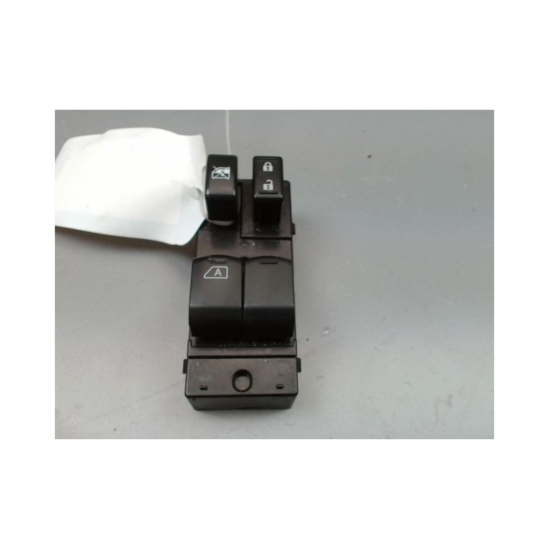 COMMANDE LEVE-GLACE PORTE AVG NISSAN MICRA 2009-