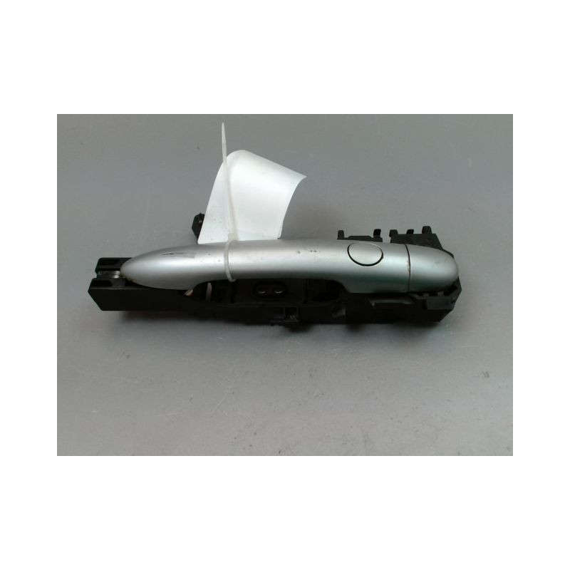 POIGNEE EXTERIEURE PORTE ARRIERE GAUCHE RENAULT GRAND SCENIC MONOSP. II Phase 2 LONG 2006-2009