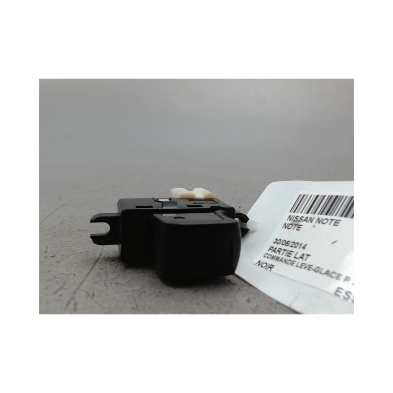 COMMANDE LEVE-GLACE PORTE AVD NISSAN NOTE