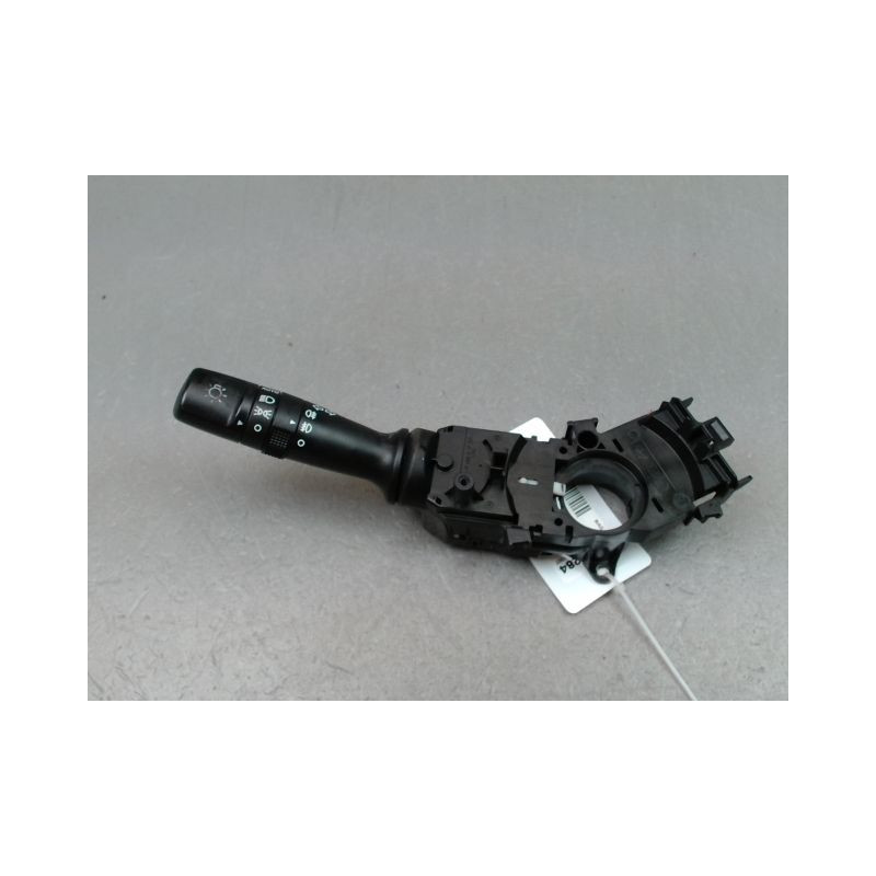 COMMANDE ECLAIRAGE HYUNDAI I 20 2009-