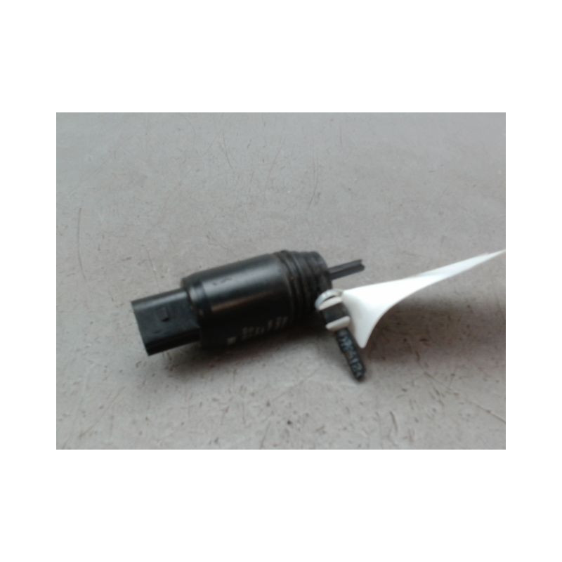 POMPE LAVE-GLACE AVANT BMW SERIE 1