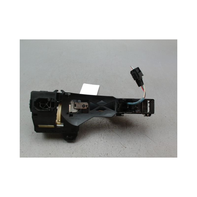POIGNEE EXTERIEURE PORTE AVANT DROIT RENAULT MEGANE