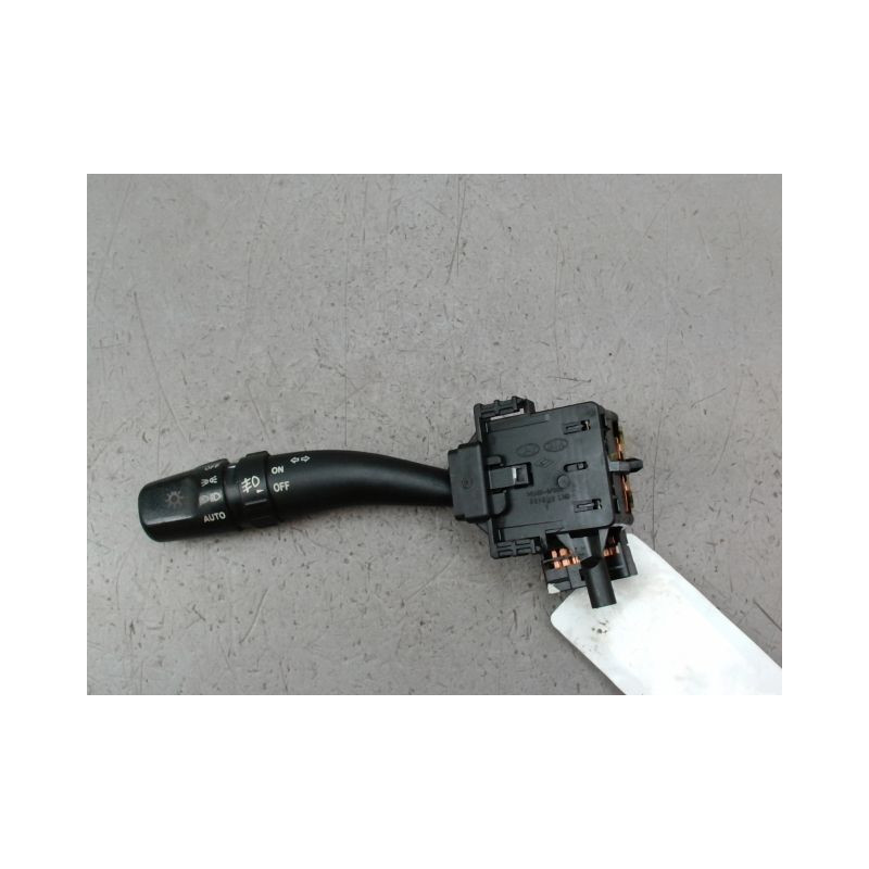COMMANDE ECLAIRAGE KIA CARNIVAL/SEDONA MONOSP. II 2006-2010