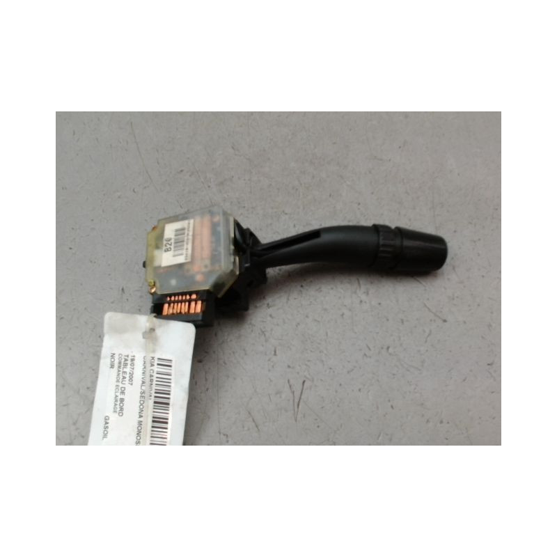 COMMANDE ECLAIRAGE KIA CARNIVAL/SEDONA MONOSP. II 2006-2010