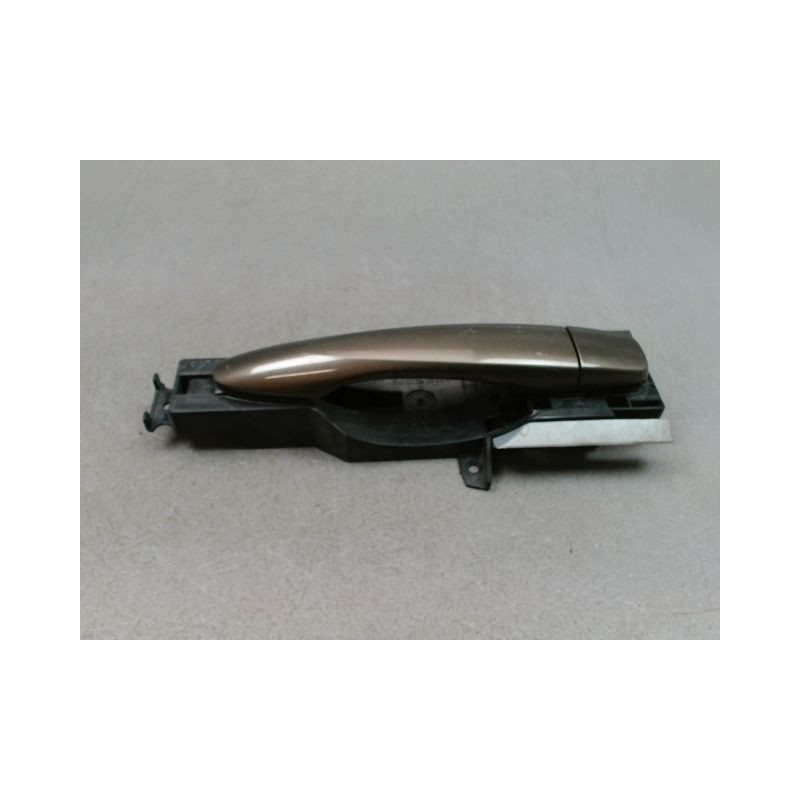 POIGNEE EXTERIEURE PORTE AVANT DROIT NISSAN QASHQAI BREAK II Phase 1 2014-...