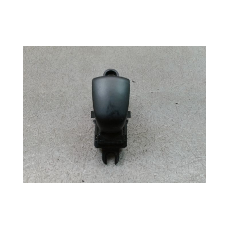 COMMANDE LEVE-GLACE PORTE ARG NISSAN QASHQAI BREAK II Phase 1 2014-...