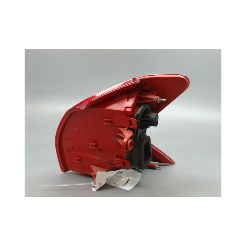 FEU ARRIERE GAUCHE  PEUGEOT 3008 BREAK I Phase 1 2009-2013