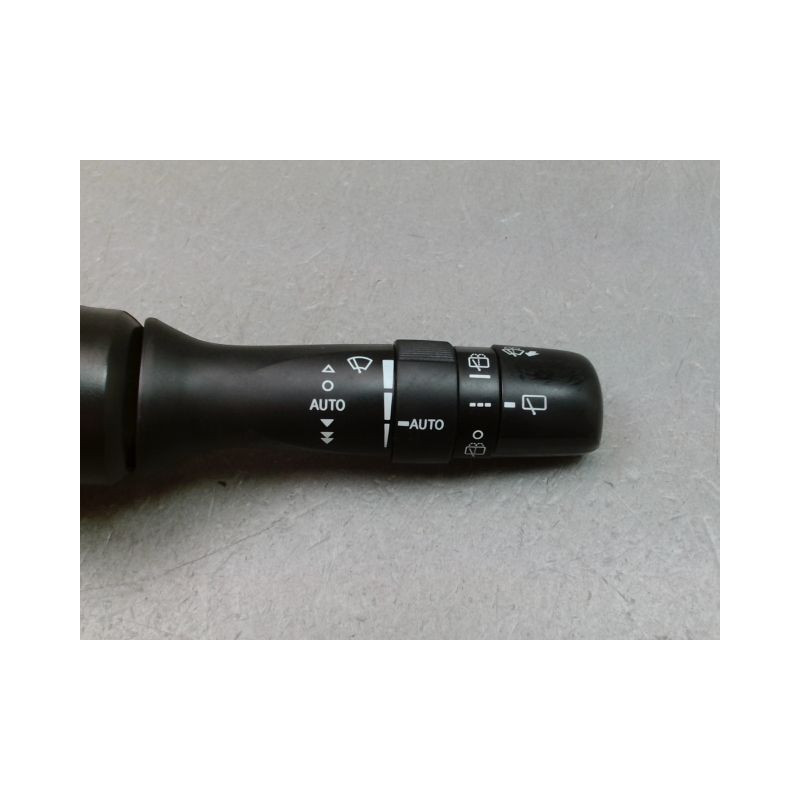 COMMANDE ESSUIE GLACE TOYOTA VERSO 2010-