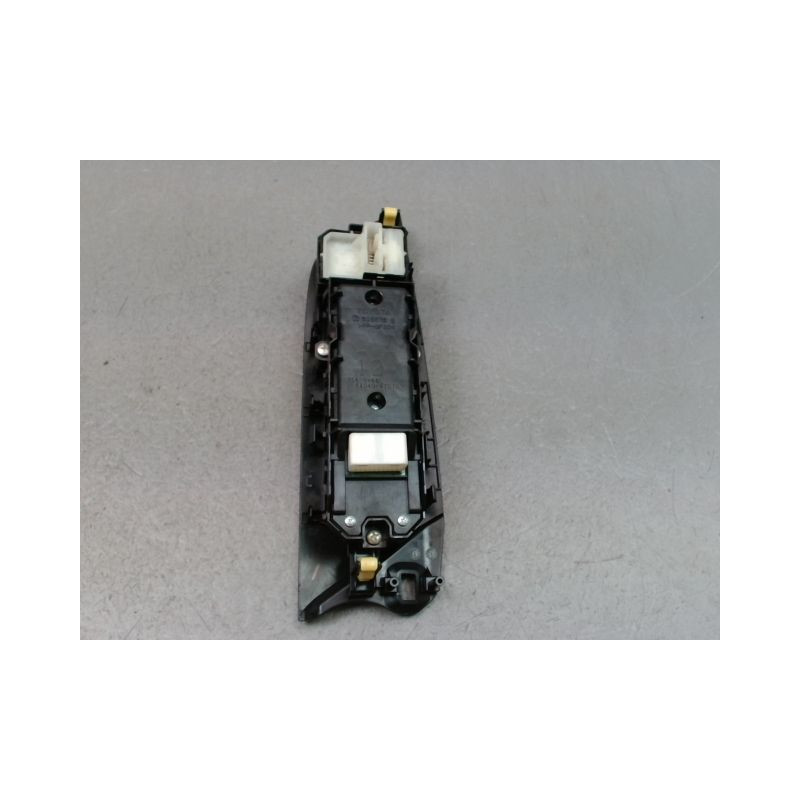 COMMANDE LEVE-GLACE PORTE AVG TOYOTA PRIUS 2004-
