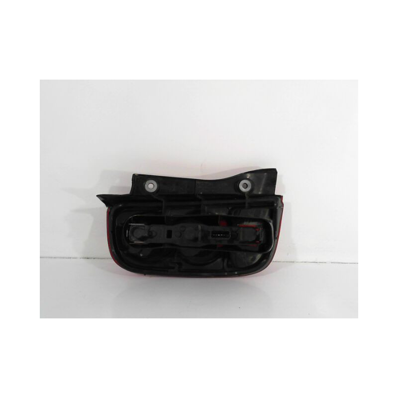 FEU ARRIERE DROIT NISSAN MICRA 2003-2005