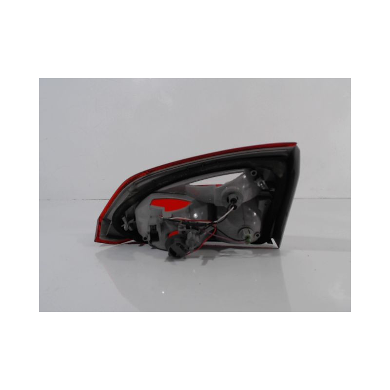 FEU ARRIERE INTERIEUR GAUCHE FORD FOCUS BREAK 2005-