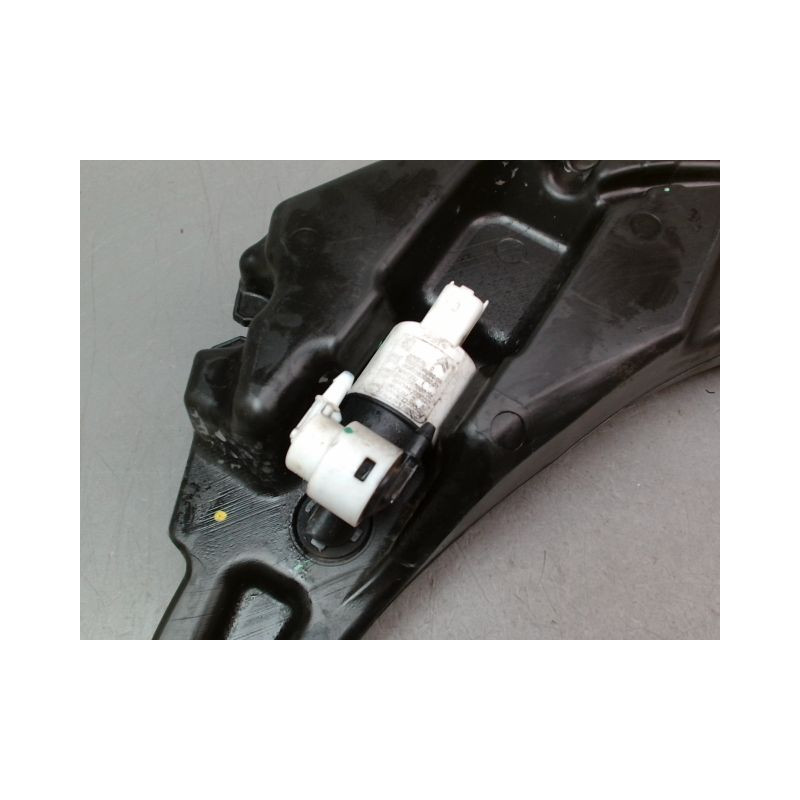 RESERVOIR LAVE-GLACE AVANT PEUGEOT 308 2011-