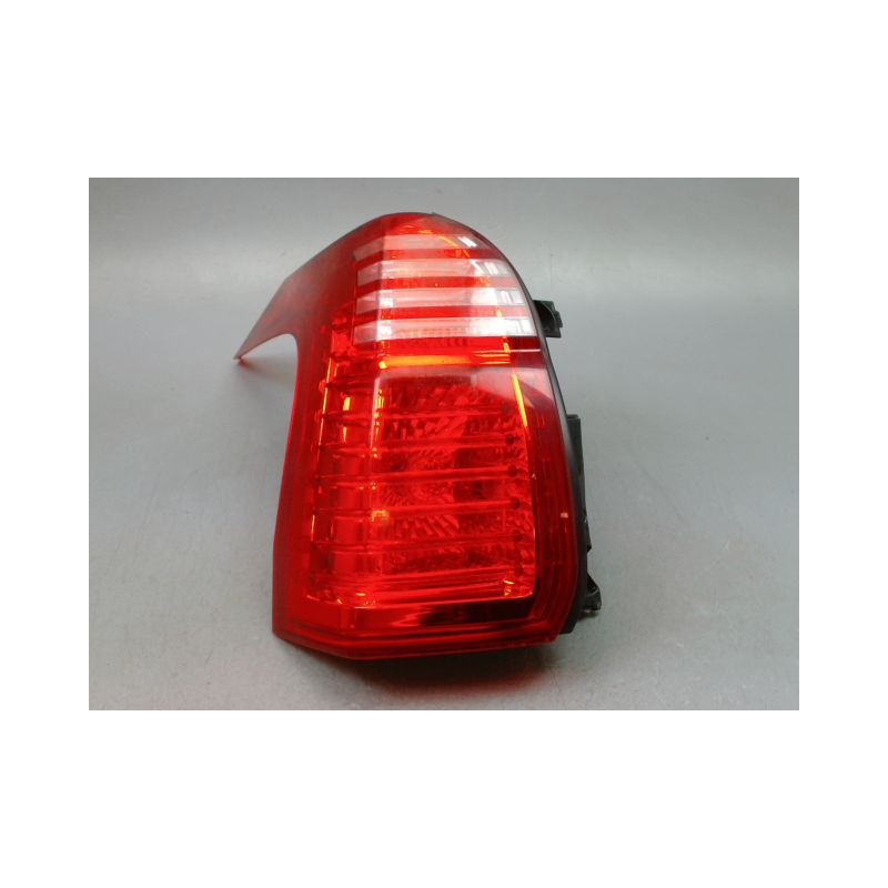 FEU ARRIERE GAUCHE  PEUGEOT 5008 MONOSP. I Phase 1 2009-2013