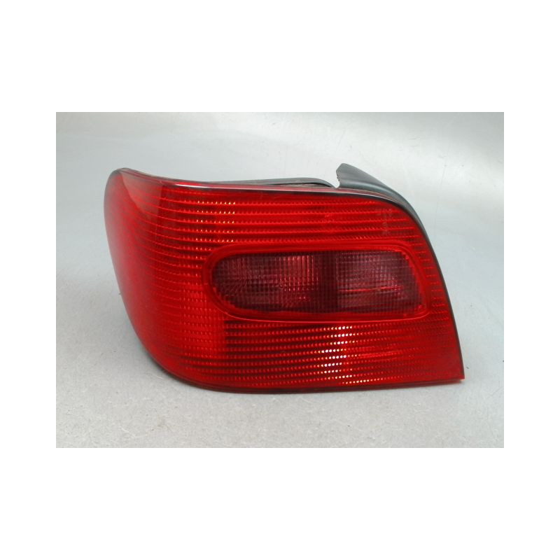 FEU ARRIERE GAUCHE  CITROEN XSARA Phase 2 2000-2004