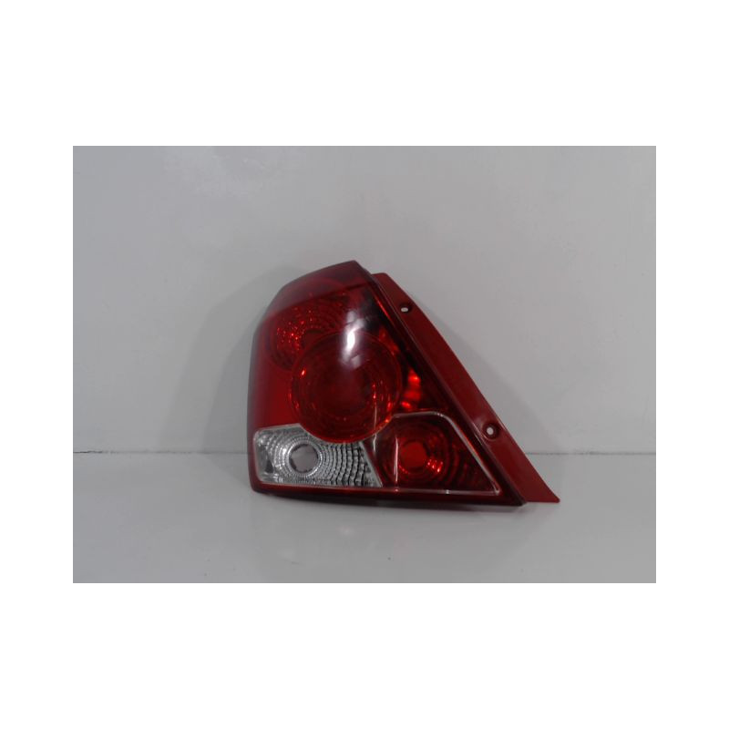 FEU ARRIERE GAUCHE  CHEVROLET KALOS 01/05-