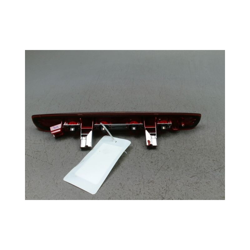 FEUX STOP SUPPLEMENTAIRE PEUGEOT 208 Phase 1 2012-...
