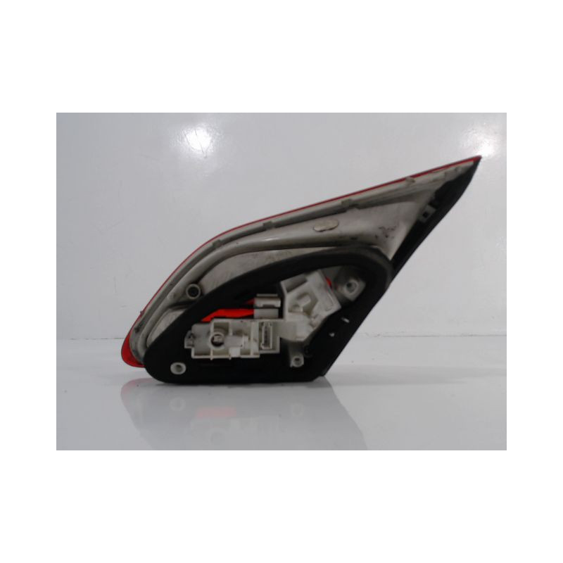 FEU ARRIERE INTERIEUR GAUCHE OPEL ASTRA 2004-