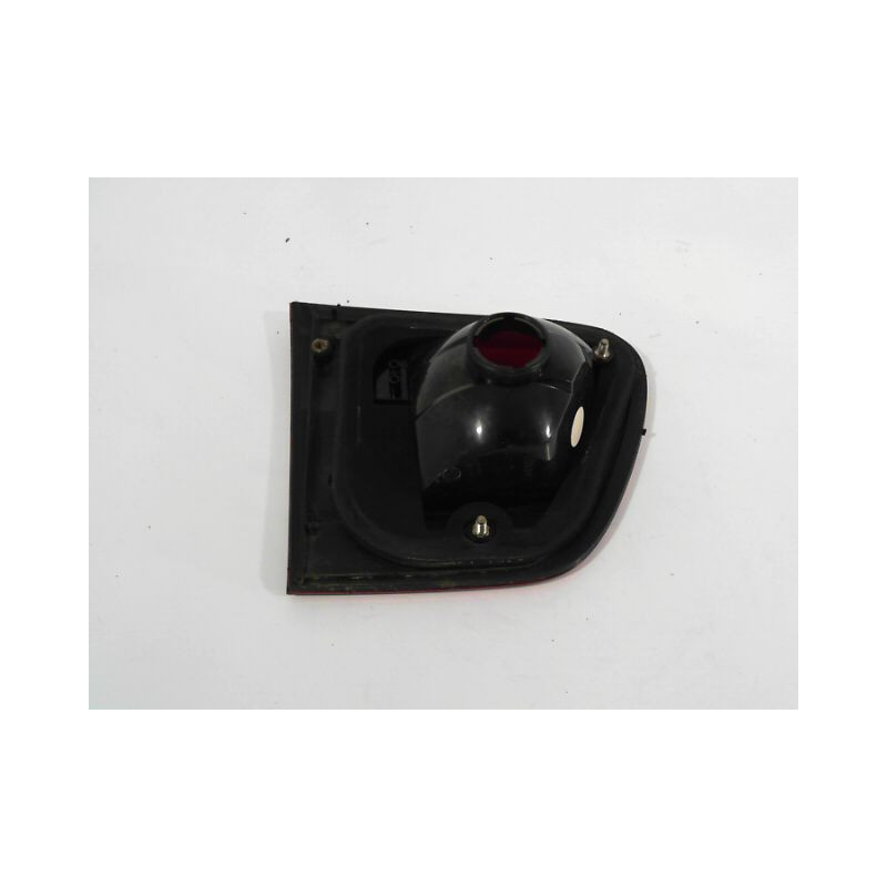 FEU ARRIERE INTERIEUR DROIT SEAT IBIZA 99-2002