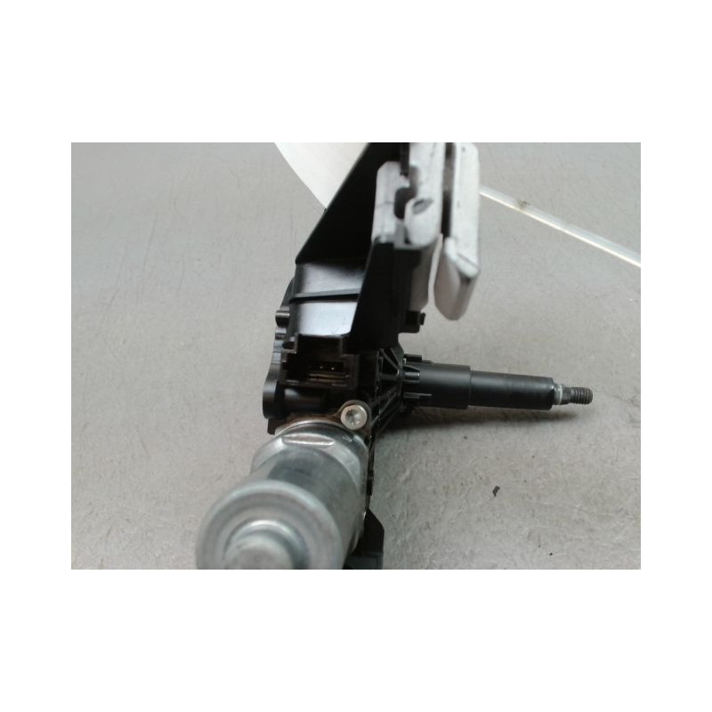 MECANISME ESSUIE-GLACE ARRIERE PEUGEOT 308 2011-