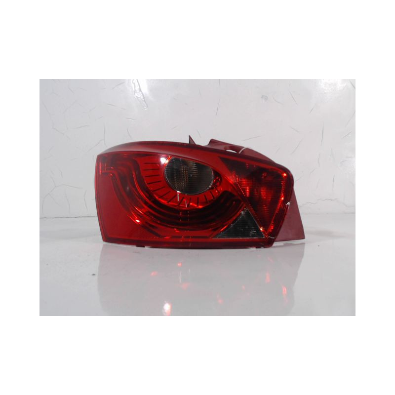 FEU ARRIERE GAUCHE  SEAT IBIZA 2008-