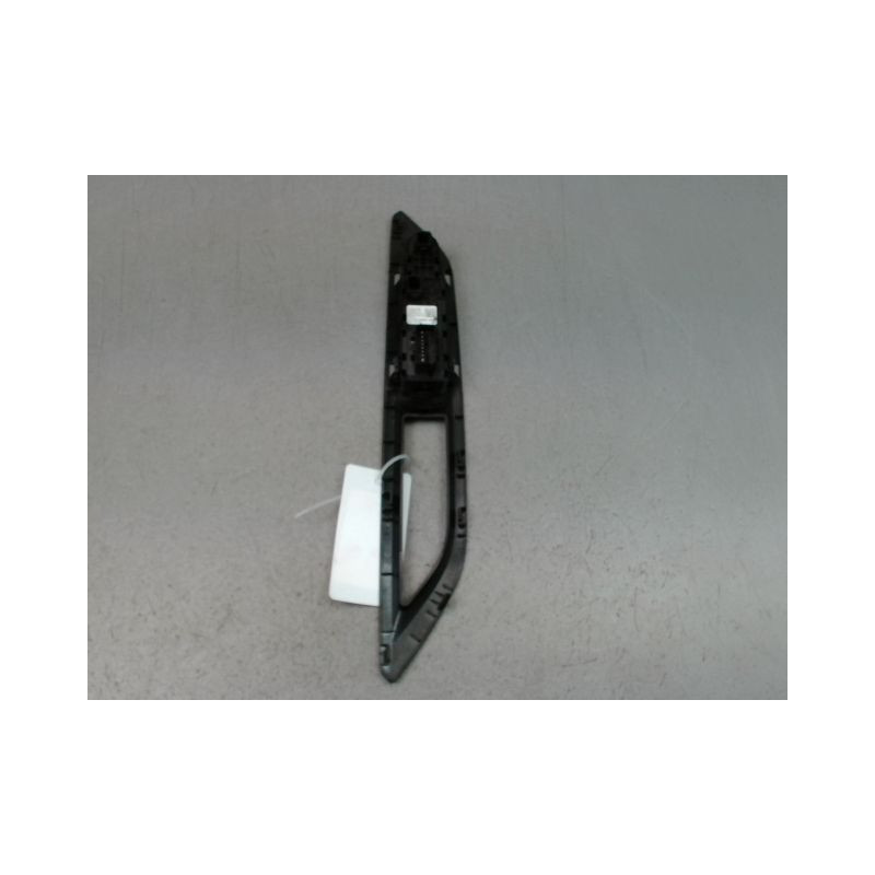 COMMANDE LEVE-GLACE PORTE AVG PEUGEOT 5008 2009-