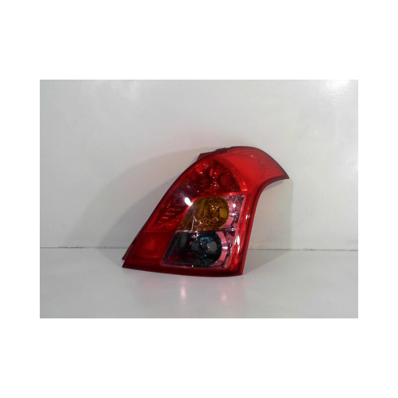 FEU ARRIERE DROIT SUZUKI SWIFT 3P