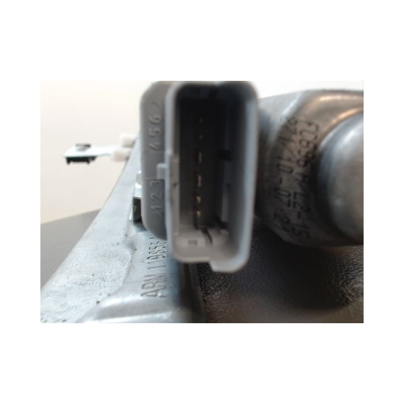 MECANISME+MOTEUR LEVE-GLACE AVANT GAUCHE PEUGEOT 207 2006-2013