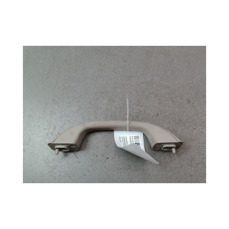 POIGNÉE DE MAINTIEN AVD DACIA SANDERO II Phase 1 2012-...