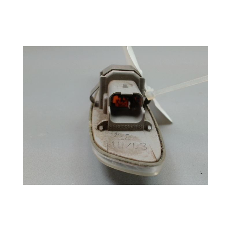 VOYANT LUMINEUX RETROVISEUR GAUCHE CITROEN C3 II Phase 1 (A51) 2009-2013