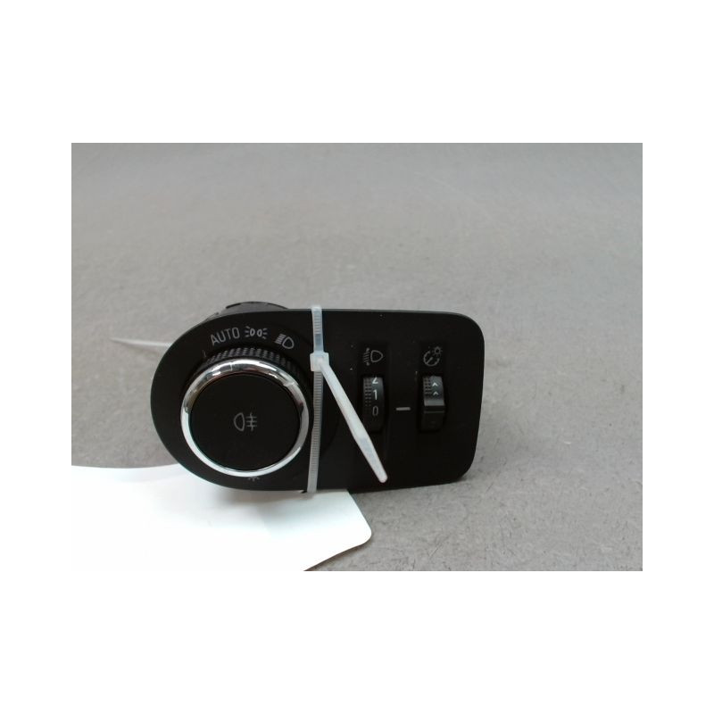 INTERIEUR COMMANDE PHARES OPEL CORSA 2010-