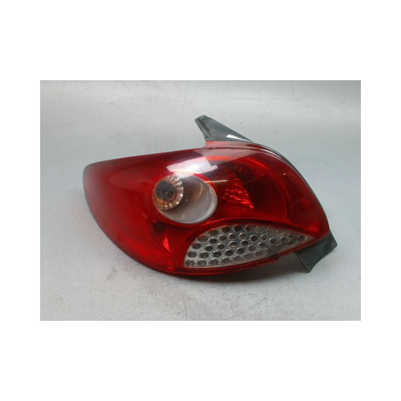 FEU ARRIERE GAUCHE  PEUGEOT 206 + 2009-2013