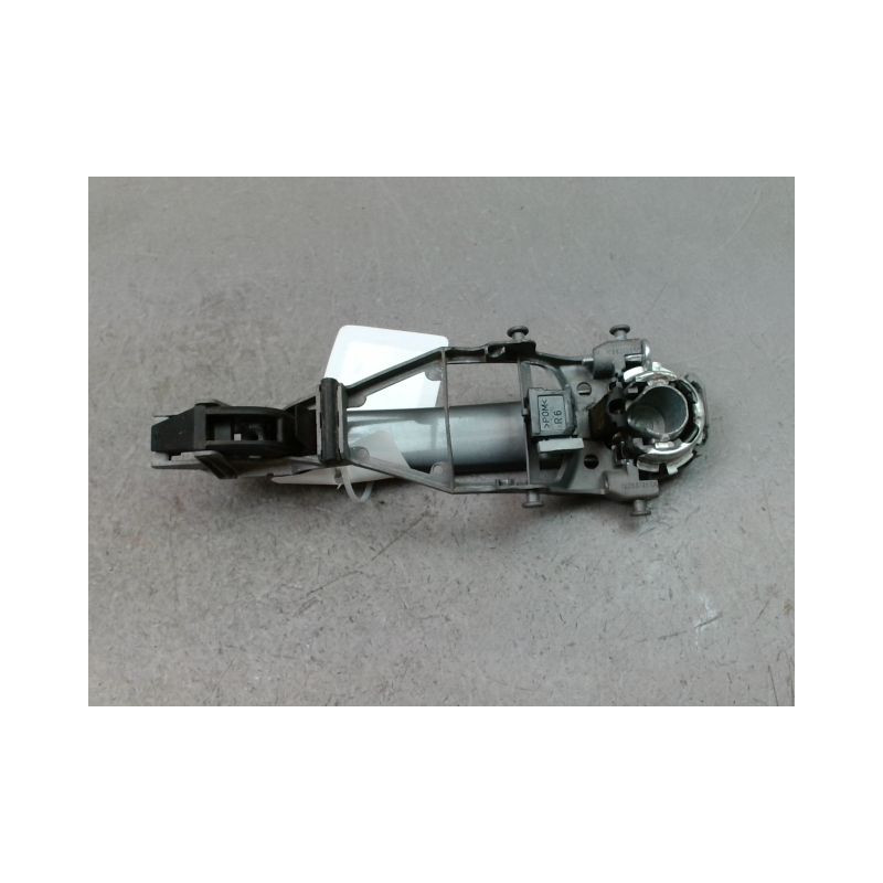 POIGNEE EXTERIEURE PORTE ARRIERE DROIT VOLKSWAGEN GOLF V (1K) 2003-2008